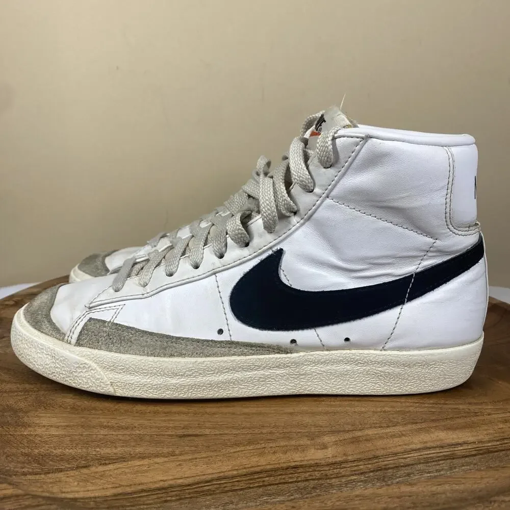 Nike Blazer Mid‎ 77 Vintage Womens White And Black Size 8.5 High Top Shoes
